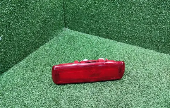 Renault Trafic III (X82) Third/center stoplight 265904849R 03523000 93867977