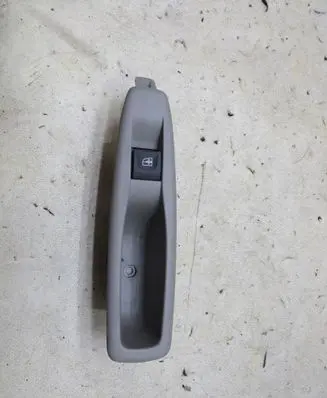 Renault Zoe Quarter vent window switch 