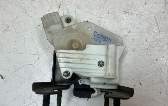 Nissan Leaf I (ZE0) Engine bonnet/hood lock/catch 253E03NF0A AD04G001 130213