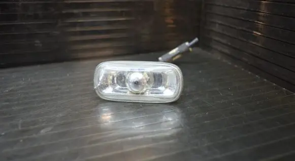 Audi A6 Allroad C6 Front fender indicator light 8E0949127
