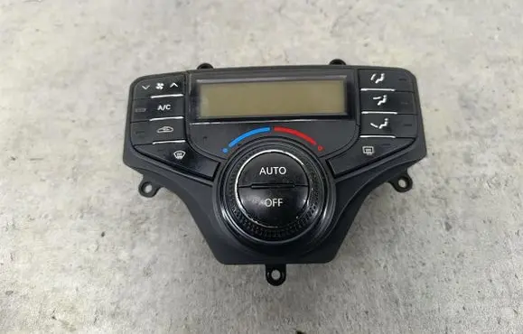 Hyundai i30 Climate control/heater control trim 972502L610