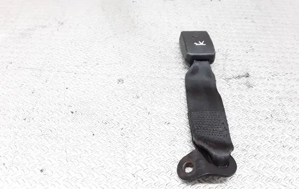 Nissan Terrano Rear seatbelt buckle