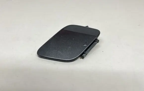 BMW X2 F39 Front tow hook cap/cover 7482672