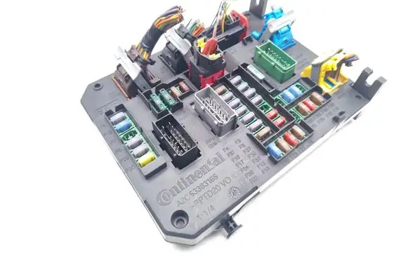 Citroen DS4 Fuse module A2C32427600