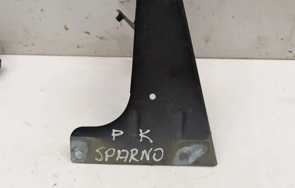 Volkswagen Multivan T7 Fender mounting bracket 7T0821151