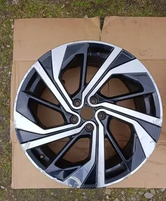Nissan Qashqai J12 R20 alloy rim ma186ua6a