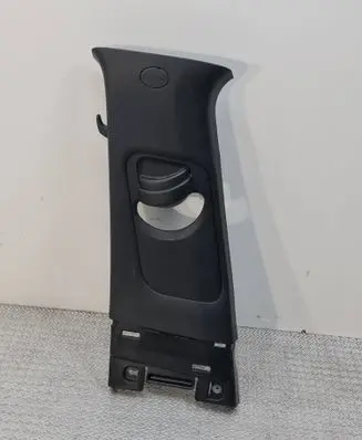 KIA Sportage (B) pillar trim (top) 8583141F1000