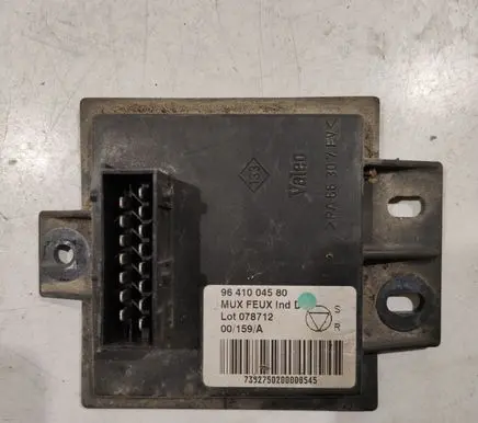 Peugeot 607 Light module LCM 9641004580