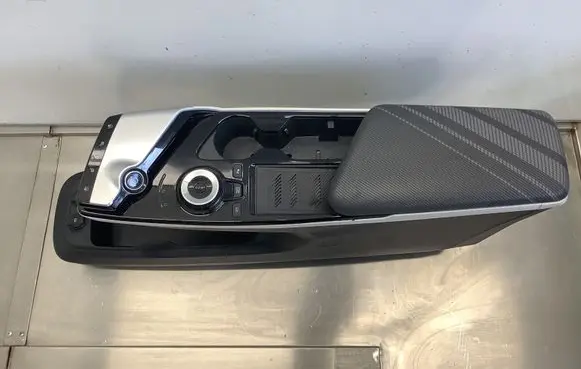 KIA EV6 Center console 8464ACV000WK
