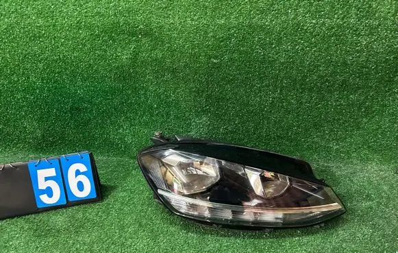 Volkswagen Golf VII Headlight/headlamp 5G1941006D 1EB01306602