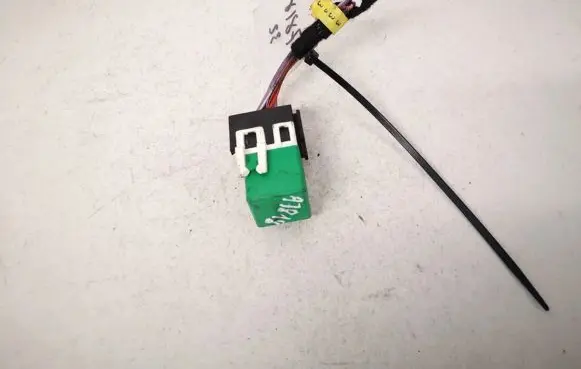 Mercedes-Benz A W168 Other relay 0025422319 v23134-b52-x309