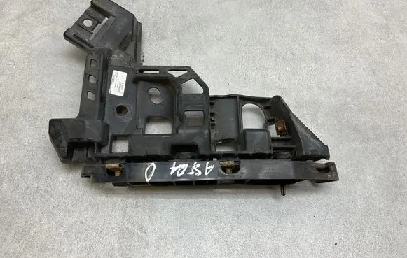 Opel Astra K Front bumper mounting bracket 39020433 39020437