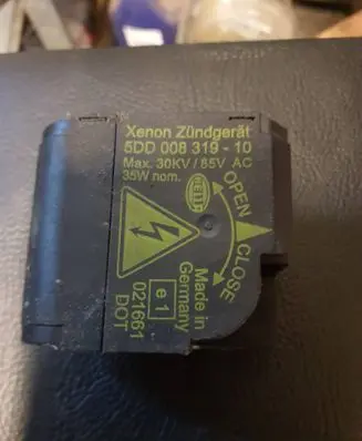 BMW 5 E60 E61 Headlight ballast module Xenon 5dd00831910