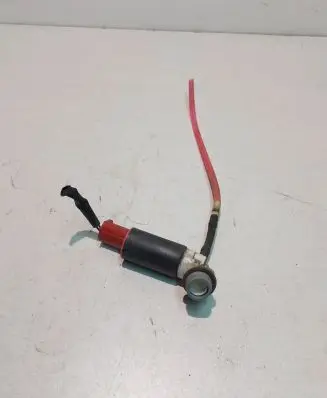 Toyota Avensis T250 Windscreen/windshield washer pump