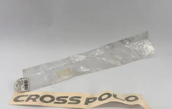 Volkswagen Polo IV 9N3 Rear door trim (molding) 6Q0853423
