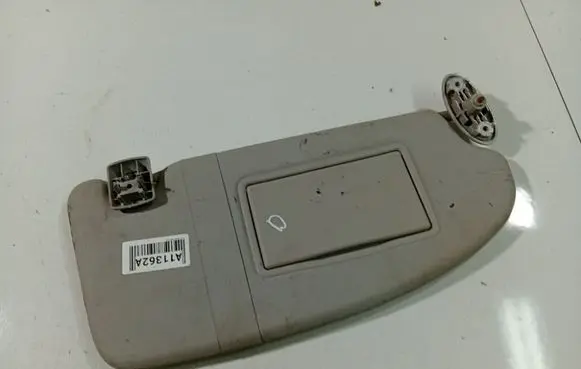 Ford Focus Sun visor