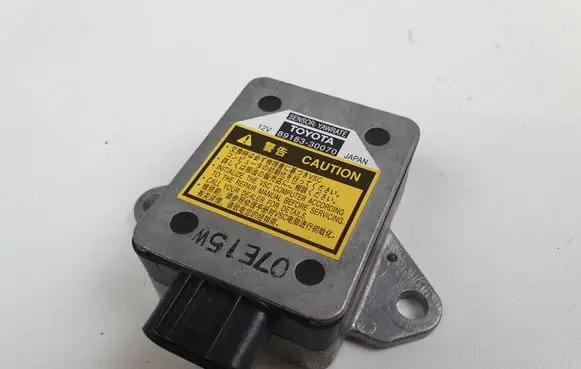 Lexus GS 300 350 430 450H ABS wheel speed sensor 8918330070
