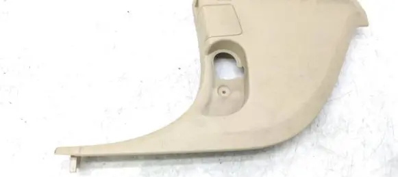 Foot area side trim