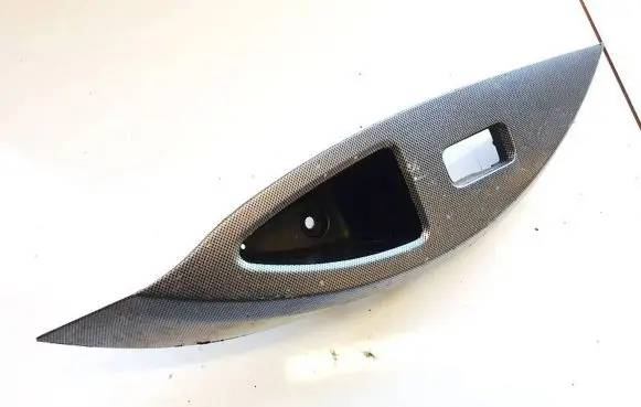 Mitsubishi Grandis Front door window switch trim mn179481zz