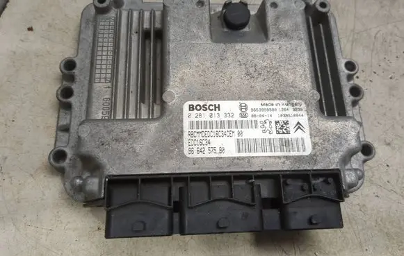 Citroen C3 Engine control unit/module 9653958980 9664257580 0281013332