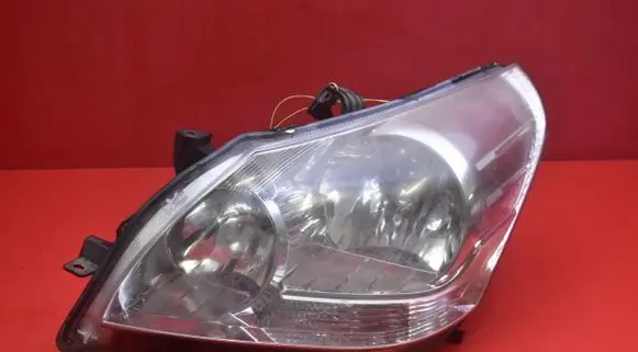Toyota Corolla Verso E110 Headlight/headlamp 81150-0F090-00