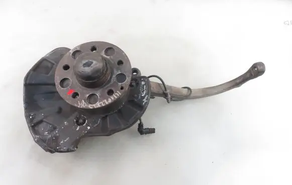 Mercedes-Benz S W220 Front wheel hub spindle knuckle 