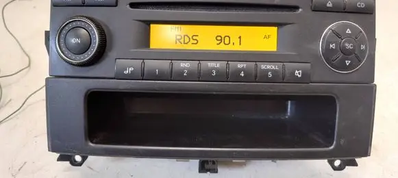 Mercedes-Benz Vito Viano W639 Radio/CD/DVD/GPS head unit A9068200079 A0048204986 9068200079