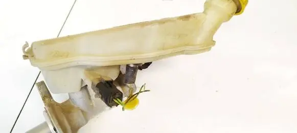 Peugeot 207 Brake fluid reservoir 32067093