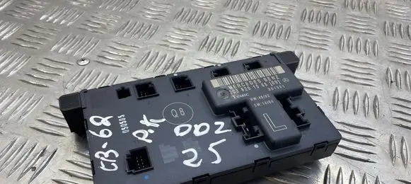 Mercedes-Benz C W203 Door control unit/module 2038201585