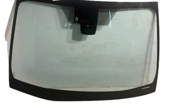 Toyota Prius (XW50) Front windscreen/windshield window 