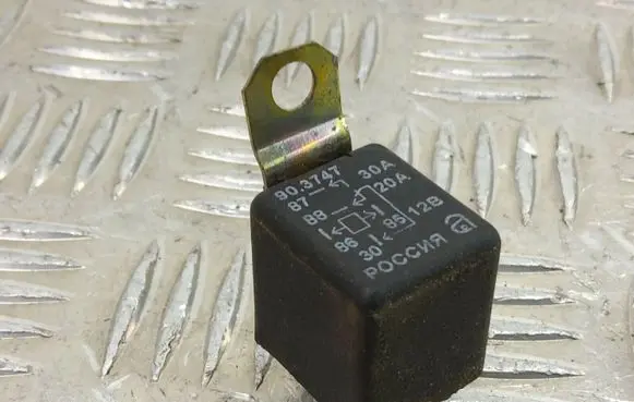 Mazda 3 I Other relay 903747