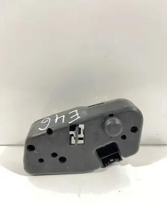 Tail light part
