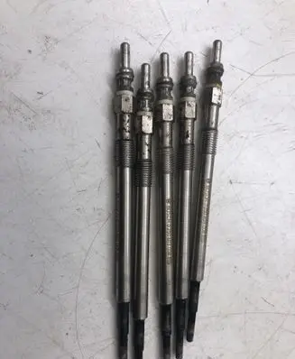 Volvo V40 Glow plug 0250603008 30777311