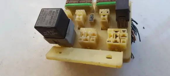 Mitsubishi Carisma Fuse box set MB953394 72HM100