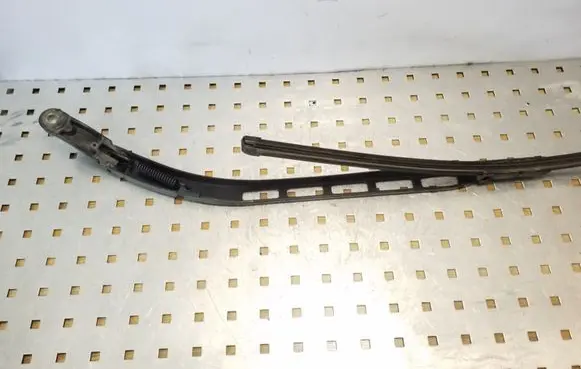 Seat Altea XL Front wiper blade arm
