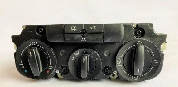 Volkswagen Golf V Climate control unit 74730900 53701 5370141CF