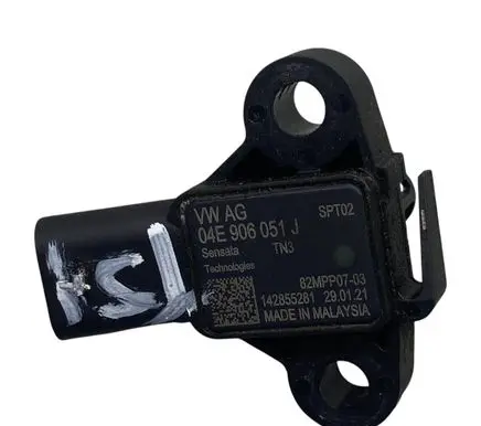 Volkswagen Golf VII Air pressure sensor 04E906051J 82MPP0703 142855281