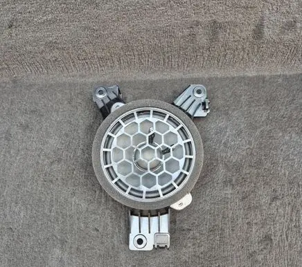 Audi Q8 Rear door speaker 4M8035398
