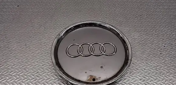 Audi A6 S6 C6 4F Original wheel cap 8L0601165A