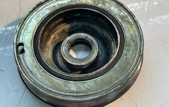 Peugeot 508 II Crankshaft pulley 9801350180