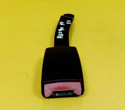 Volkswagen Polo IV 9N3 Front seatbelt buckle 600857756D