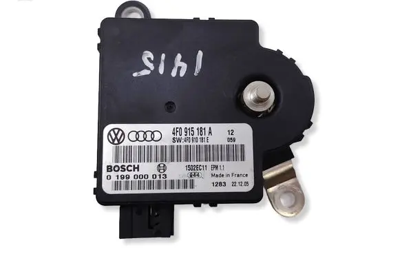 Audi A6 S6 C6 4F Power management control unit 4F0915181A