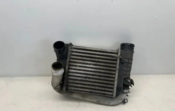 Audi A6 S6 C6 4F Intercooler radiator