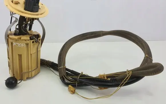 Volvo XC70 In-tank fuel pump 30792039