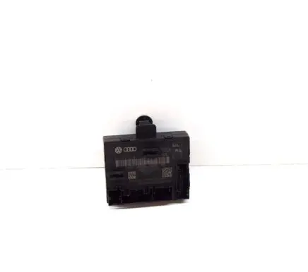 Audi A1 Door control unit/module P10121622 8X0959793K