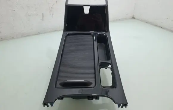 KIA Ceed Cup holder front J7W076778
