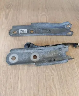 BMW 5 G30 G31 G38 Other under body part 6883728 14550110 10011088401
