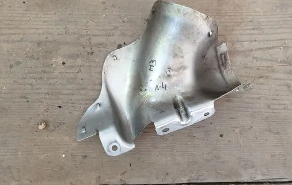 BMW M3 Exhaust heat shield 7838415