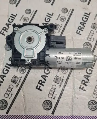 Audi Q7 4M Sunroof motor/actuator 10028320