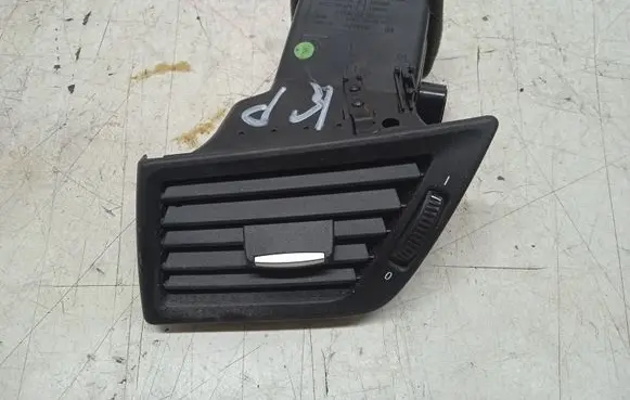 BMW X1 E84 Dashboard side air vent grill/cover trim 2991233